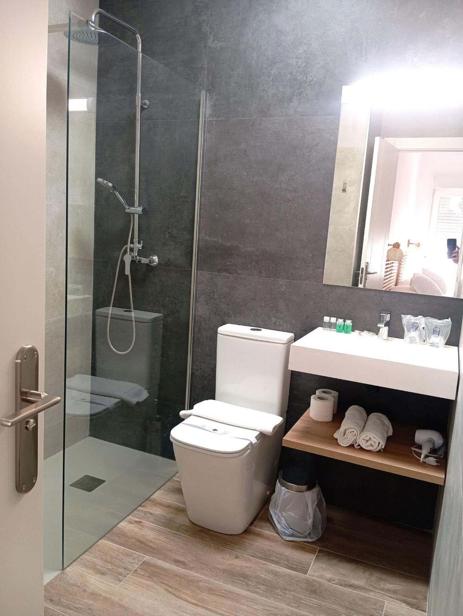 Hostal Casa Emilio Almería Kültér fotó